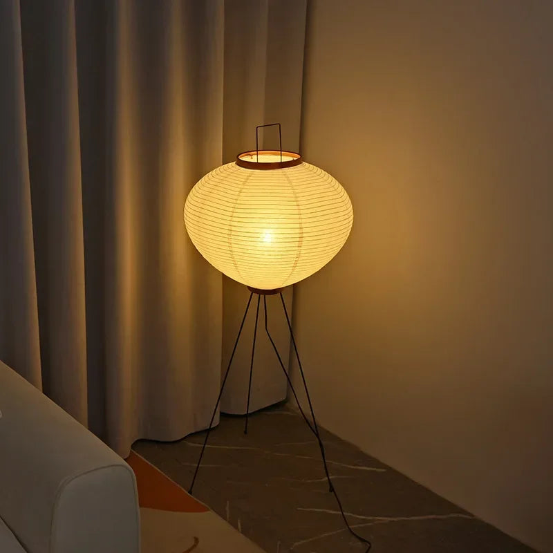 Japanese design floor lamp in rice paper with tripod - view 4