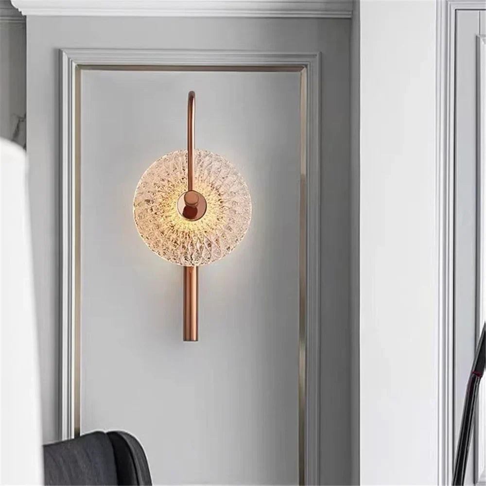 Led wall sconce in luxury glass for artistic lighting - view 4