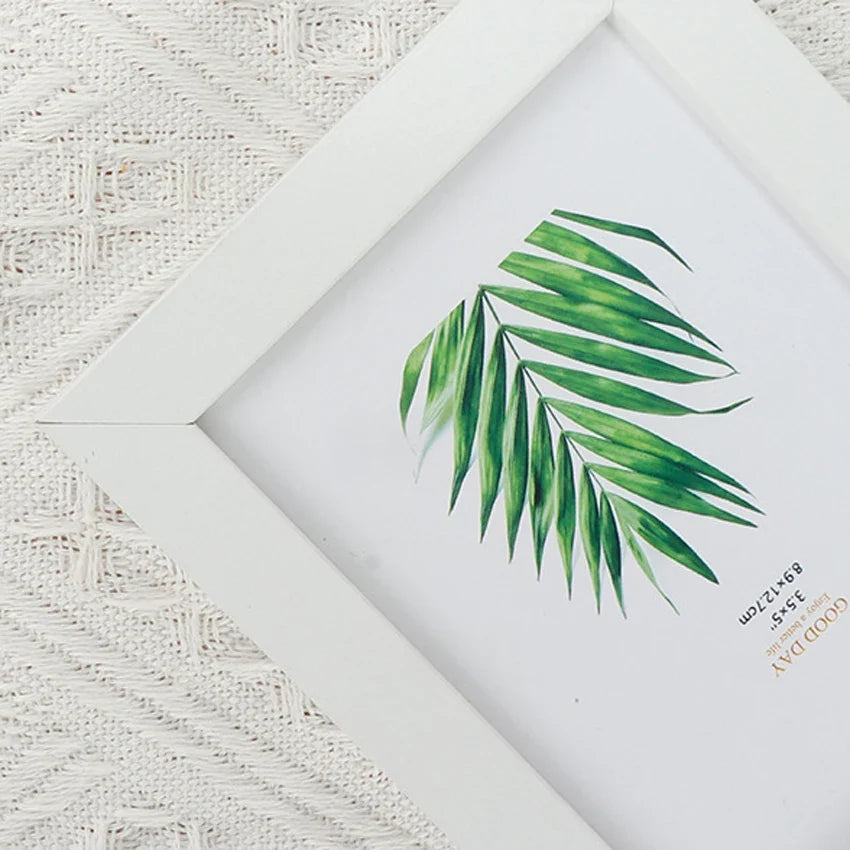 Wooden Wall Photo Frame in Black, White or Natural Wood - White Frame / 20X25cm 10 pouces
