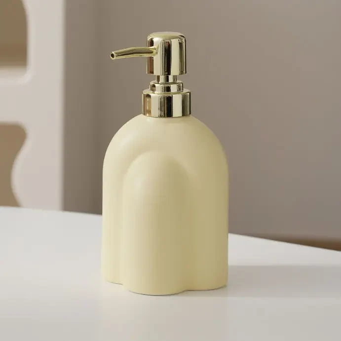 Ceramic soap dispenser for shampoo and portable water - I