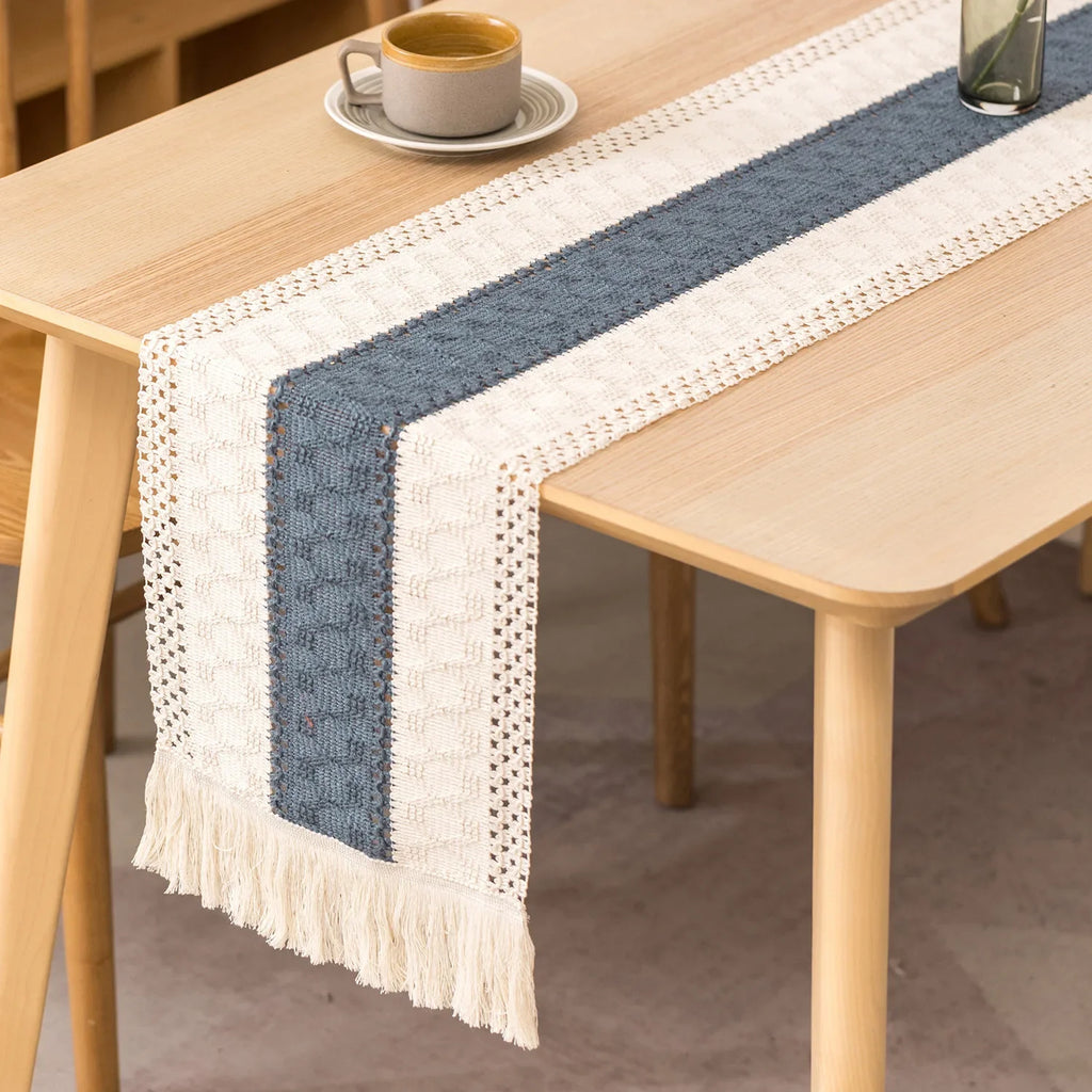 Linen-like table runner design decorative tiles - view 4