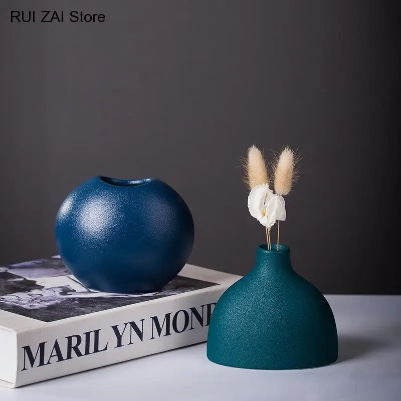 Ceramic Small Vase for Home Decoration, Simple and Modern, Round Flowers, Solid Color, New - view 4