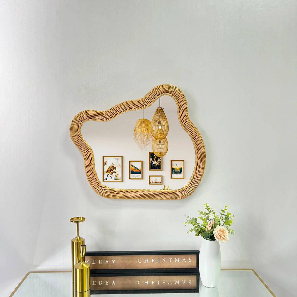 Rattan mirror bear luxurious design to hang on wall - view 3