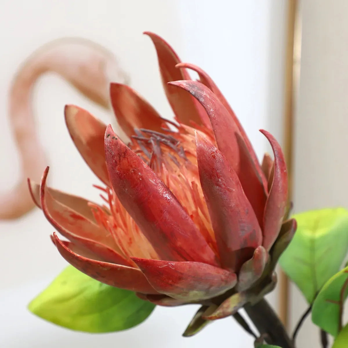 Realistic artificial flowers for interior decoration and balcony