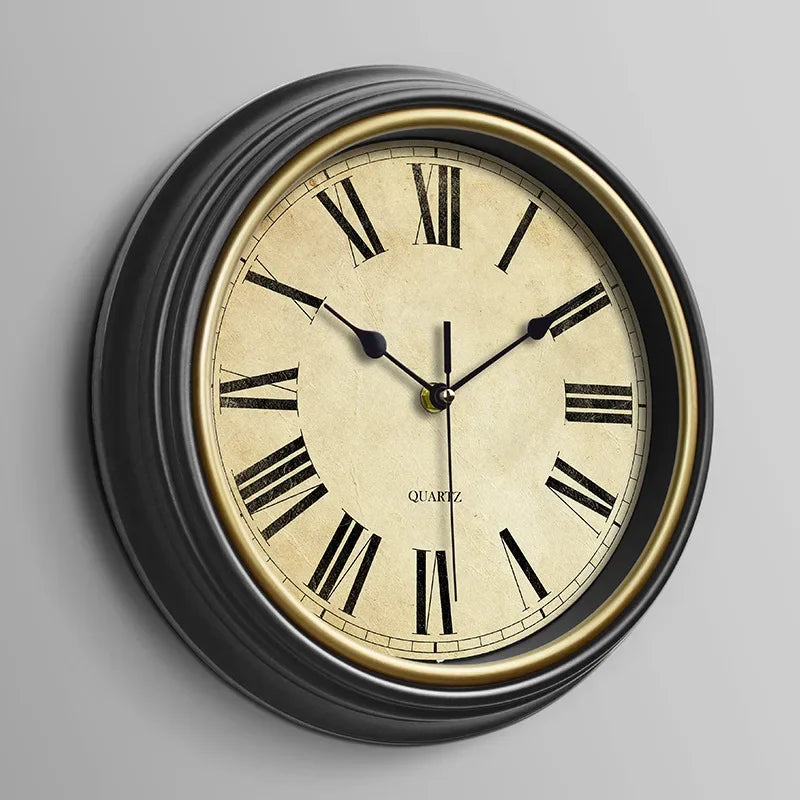 Silent vintage wall clock for interior decoration - One / 12 inches