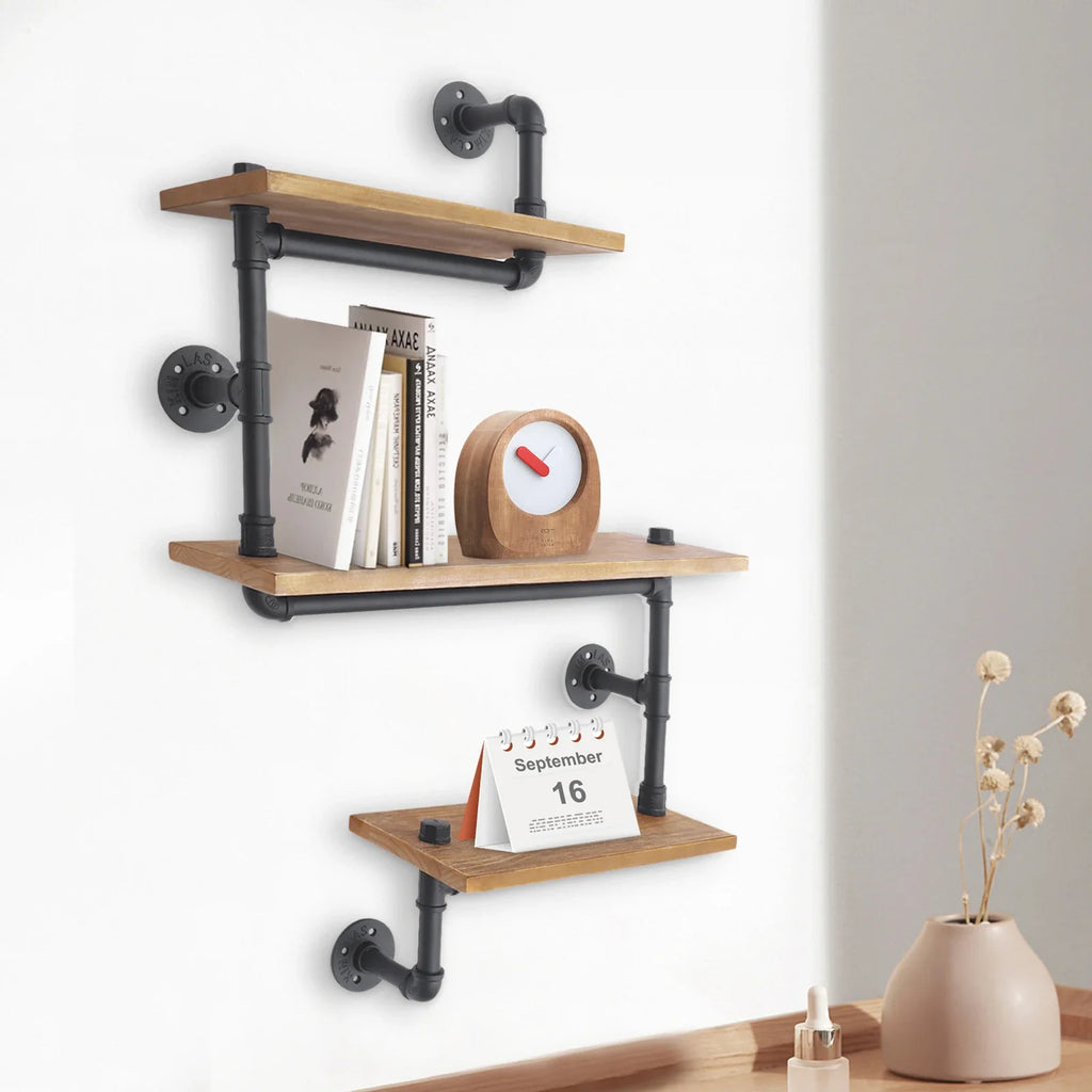 Retro three-storey wooden wall frame suspended