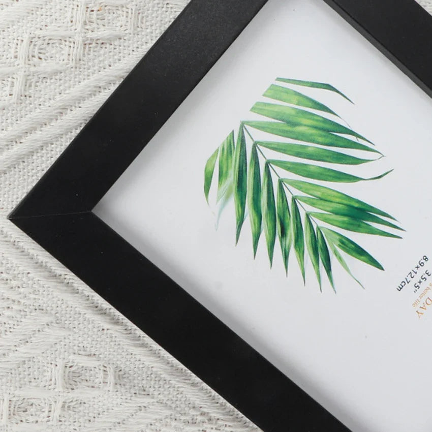 Wooden Wall Photo Frame in Black, White or Natural Wood - Black Frame / 10X15cm 6 pouces