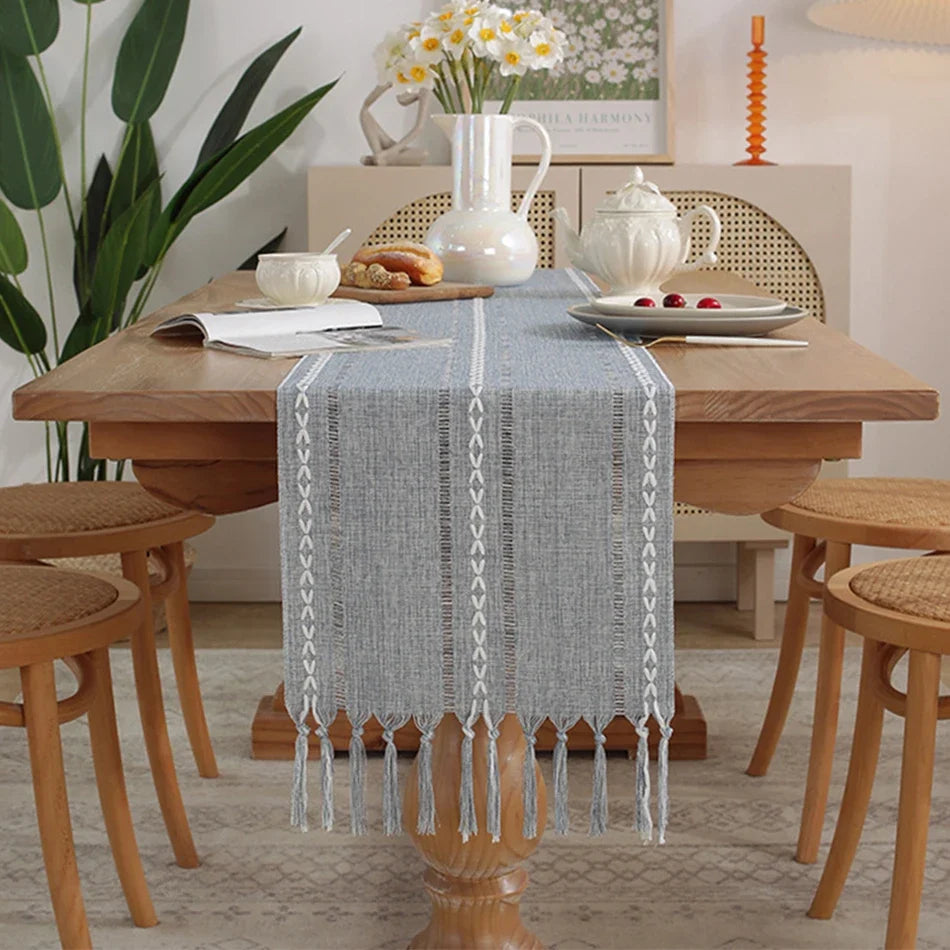 Bohemian table runner cotton woven pom-poms - view 6