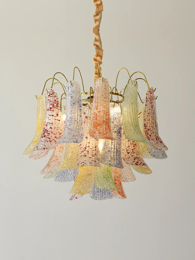 Retro luxury crystal chandelier for elegant interior