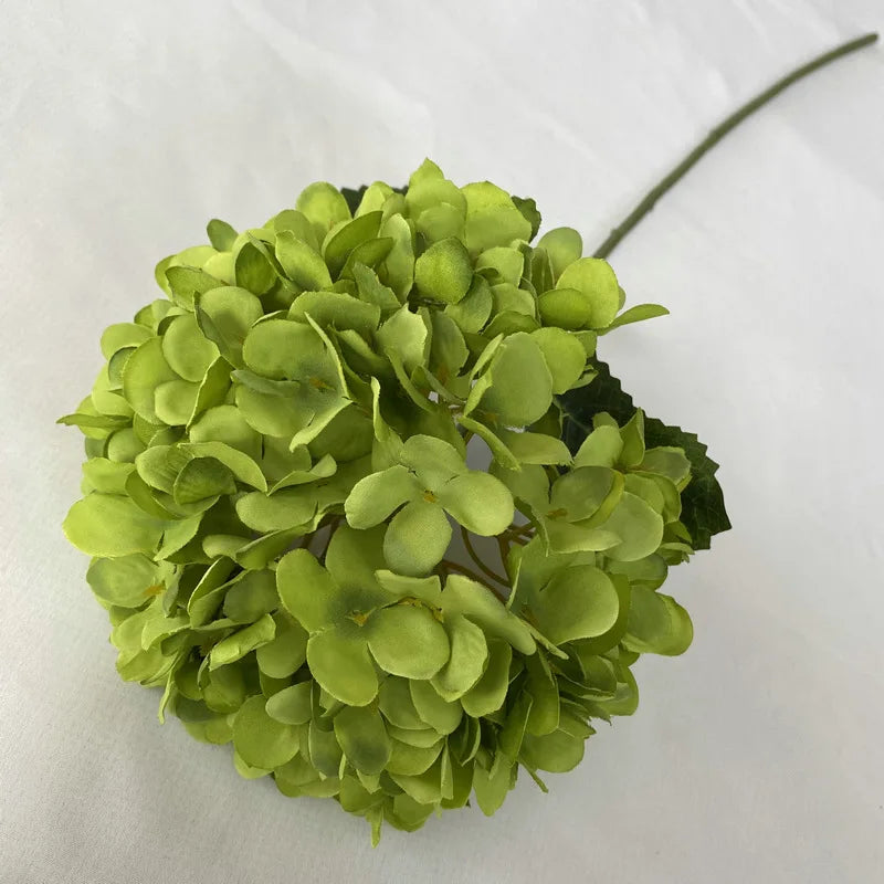 Bouquet of artificial silk hortensias for weddings and festive decorations - Green