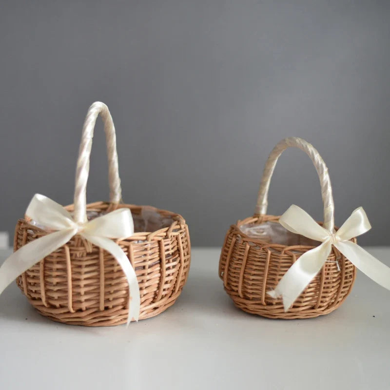 Handmade wedding flower basket for storage and picnic