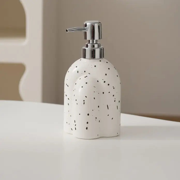Ceramic soap dispenser for shampoo and portable water - K