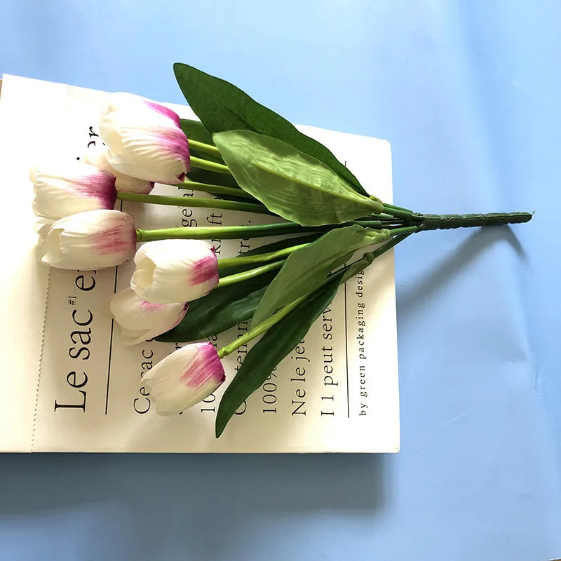 Bouquet of artificial tulips for wedding and interior decoration - Light Pink