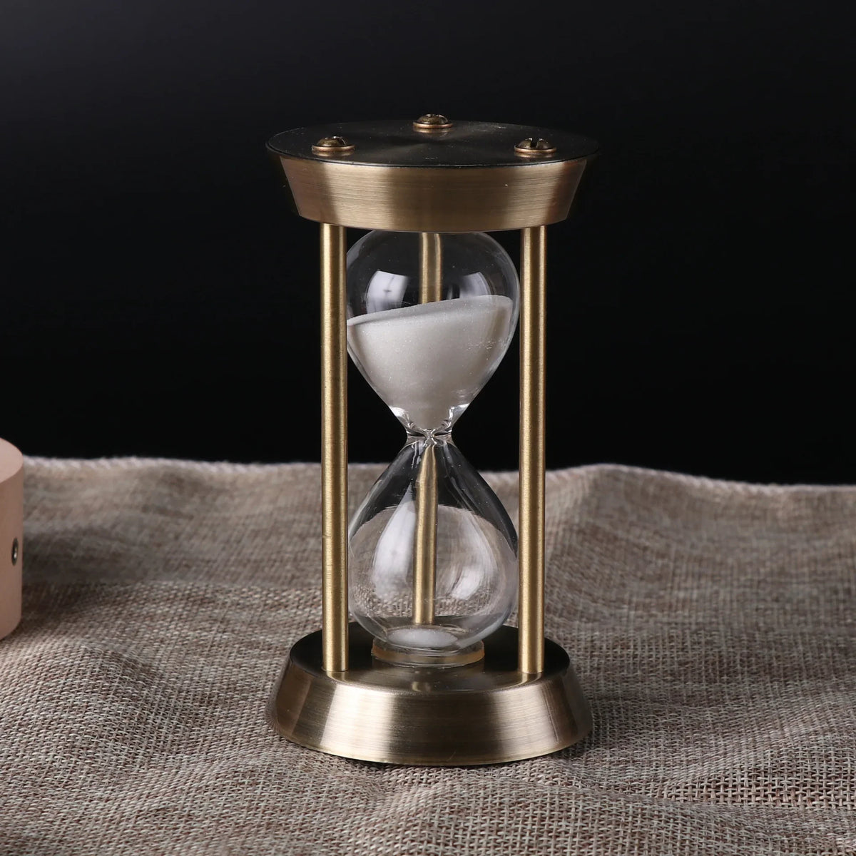 Vintage Nordic metal hourglass for artisanal decoration - view 3