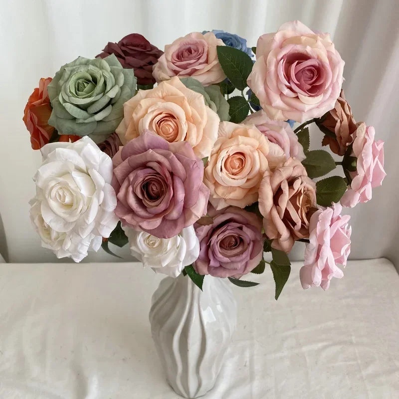 Artificial flowers in decorative pink velvet for indoor use - view 2