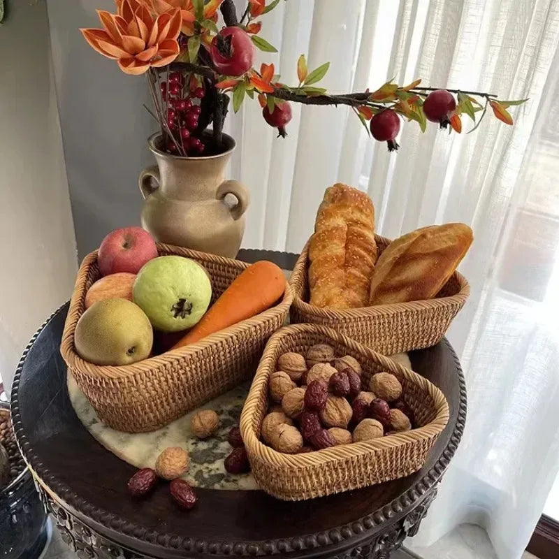 Woven storage basket in rattan for kitchen and picnic - view 2