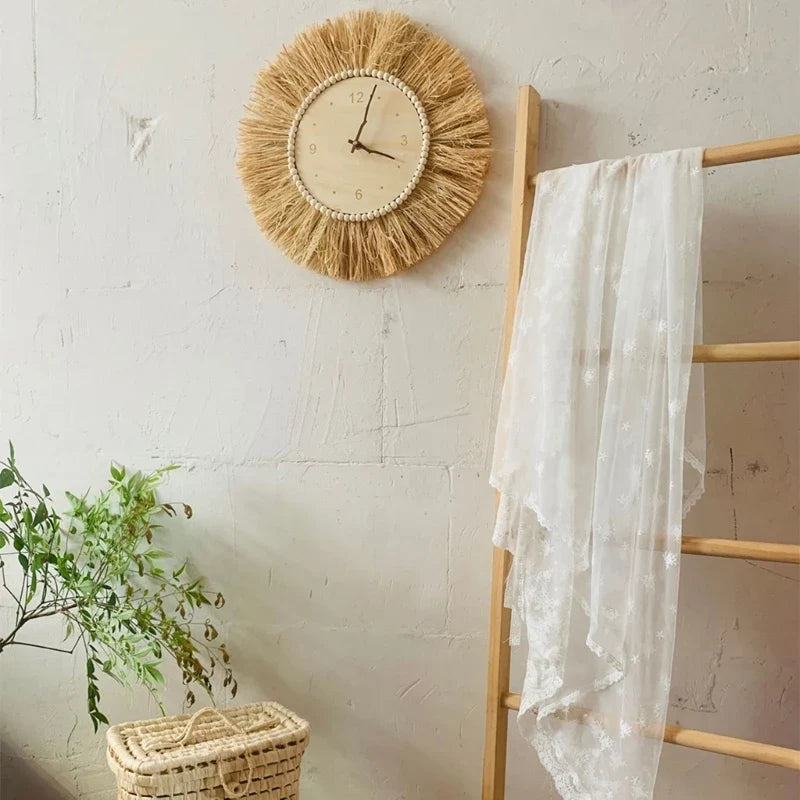 Handcrafted wall clock in woven straw with moving needles - view 4