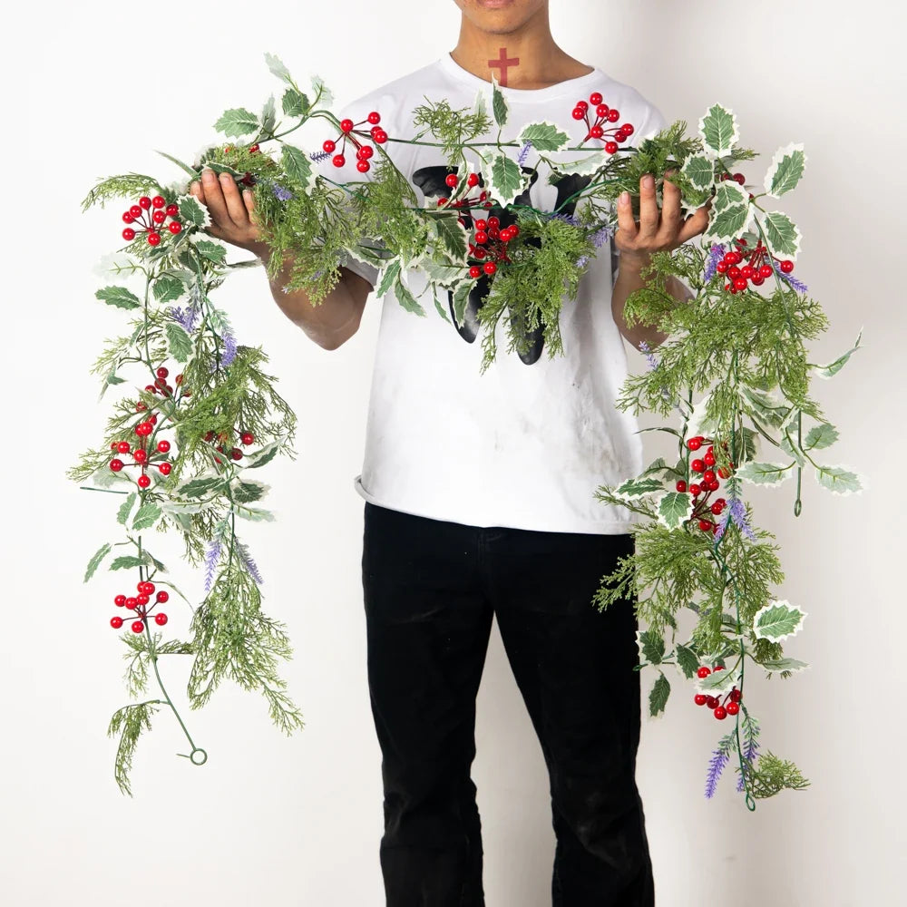 Artificial plants for Christmas decoration garland suspended festive - view 2
