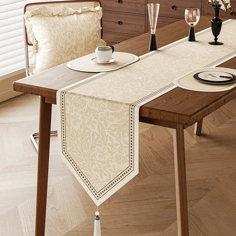 Linen table runner floral motifs style champetre - 30x120cm