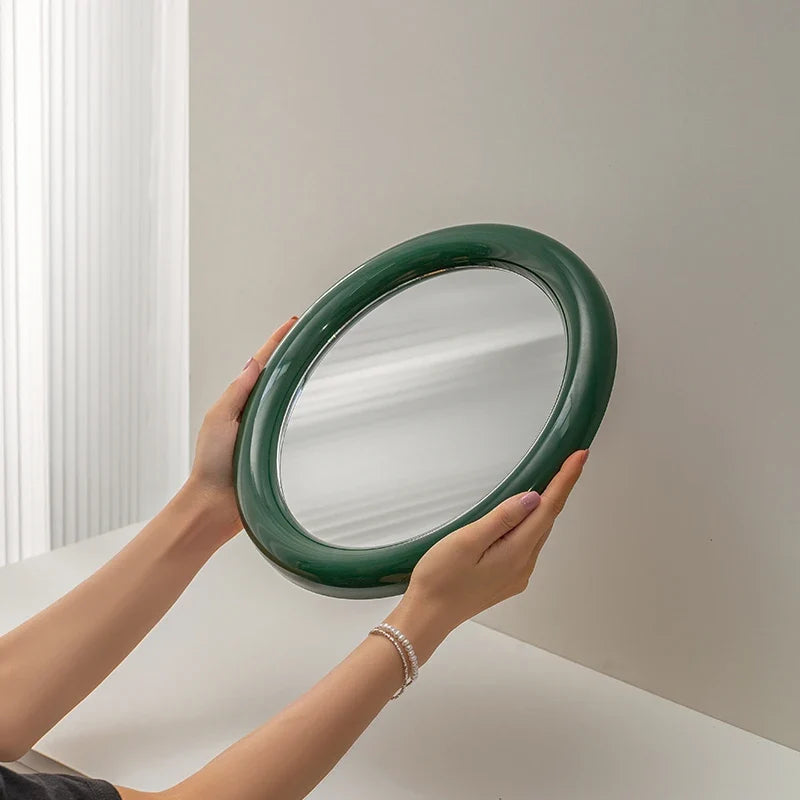 Simple and elegant Nordic Round Makeup Mirror - view 6