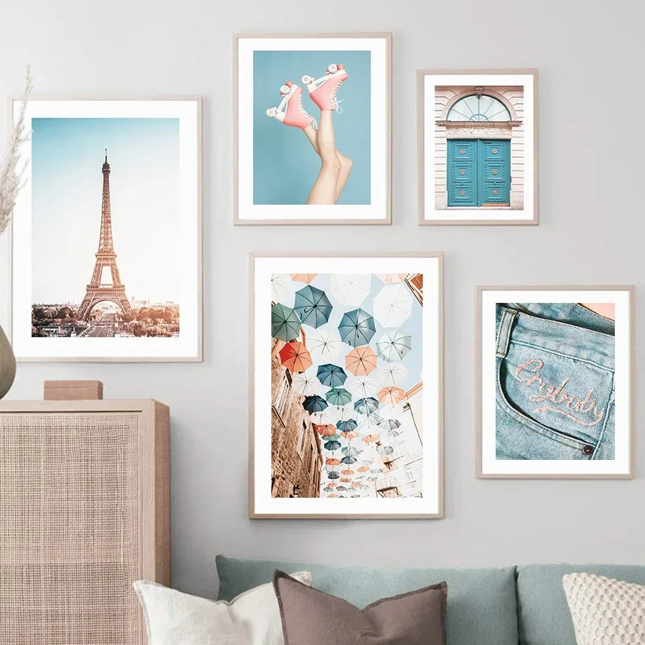 Wall decoration urban style London and betting for girls - view 3