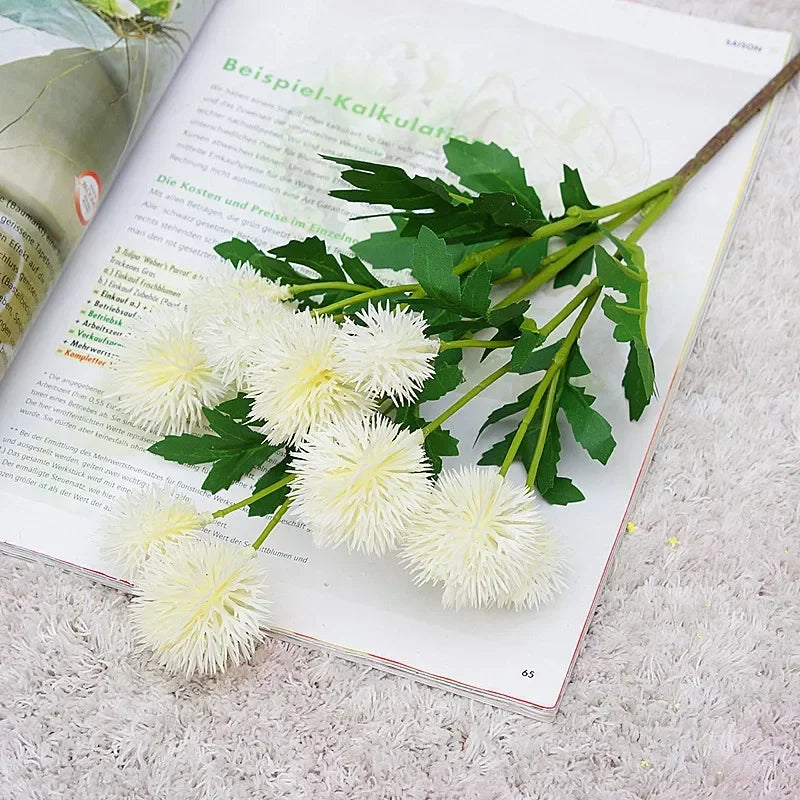 Artificial plastic ginseng ball flowers - White