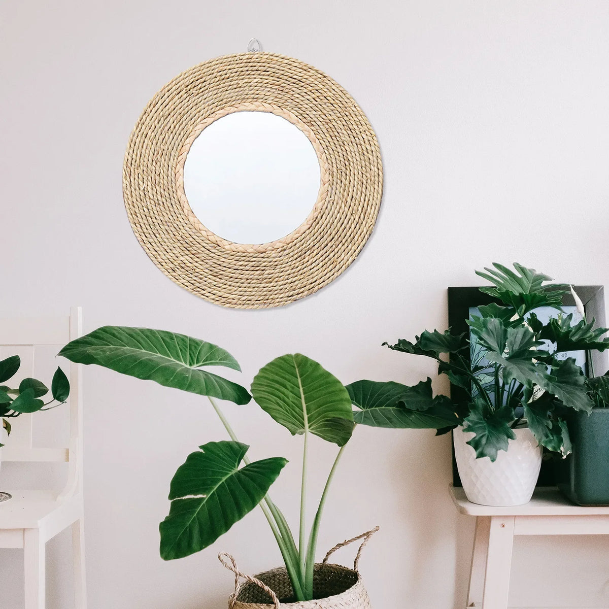 Vintage decorative boho round wall mirror in rattan - view 4