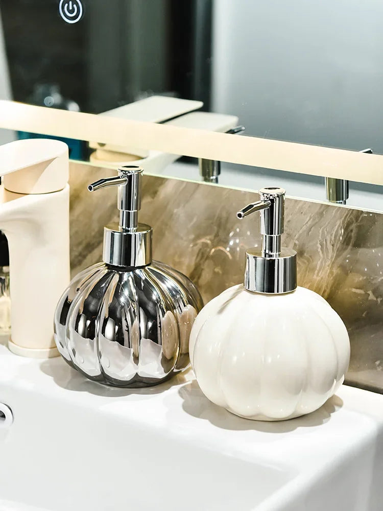 Ceramic lotion dispenser for shower gel and shampoo - view 3