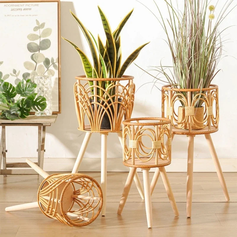 Woven rattan pot for decorative and practical plants and flowers - view 3