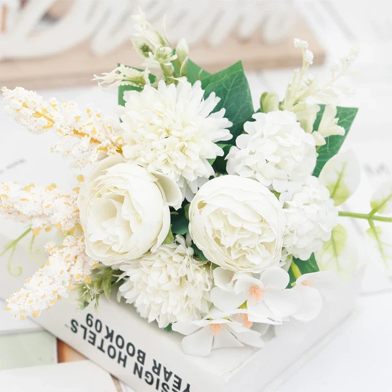 Wedding bouquets in peony silk floral decorations for wedding - White