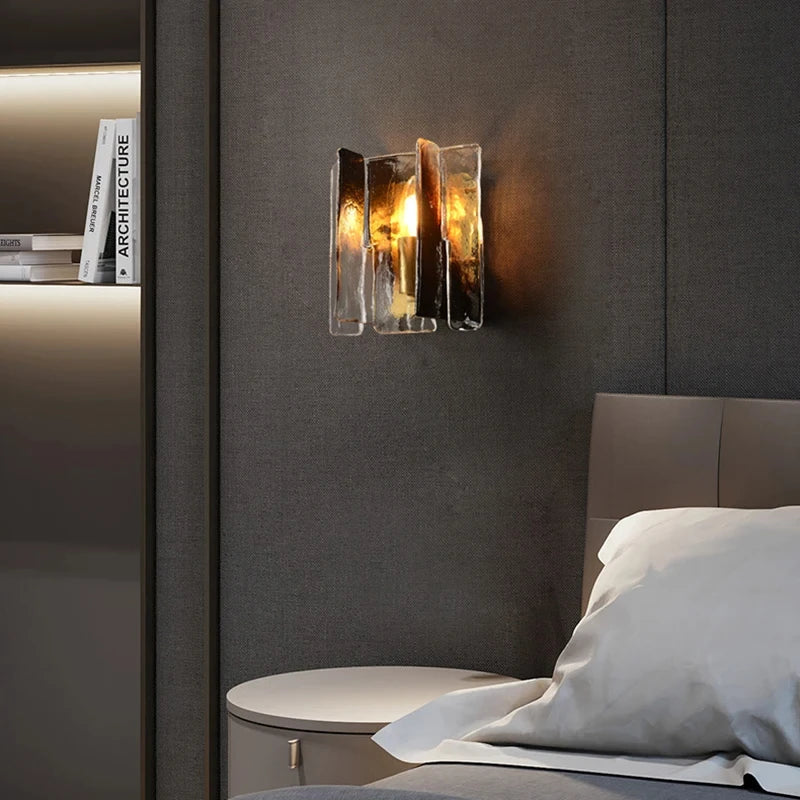 Elegant Nordic design glass and copper wall sconce - view 4