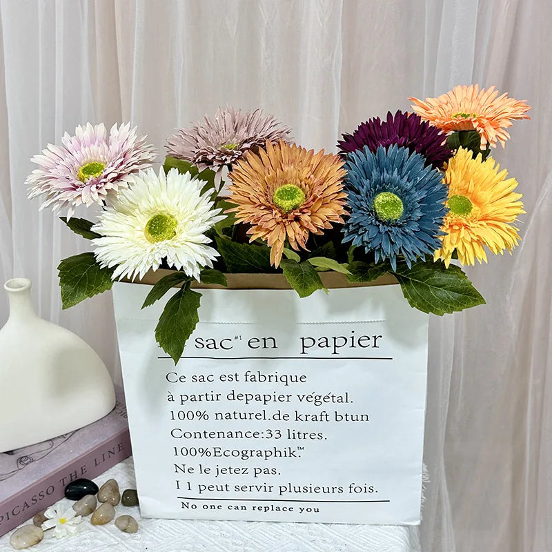 Simple gerbera with leaves for wedding decoration and party