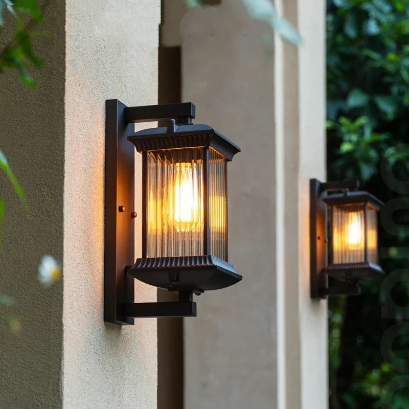 Outdoor wall sconce in waterproof metal for garden and porch - view 2
