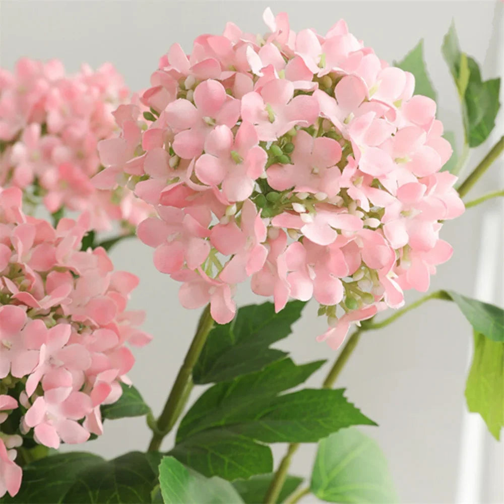 Bouquet of artificial silk hortensias for wedding decoration - view 4