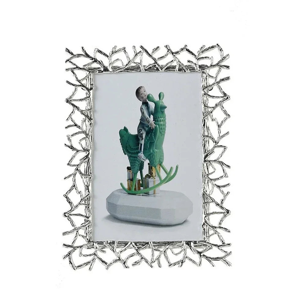 Golden Silver Art Photo Frame,Desktop Photo Display Ornaments,Bedroom Portrait decor,Exquisite Creative Branch,Metal Photo Frame - Silver / 5x7 inch