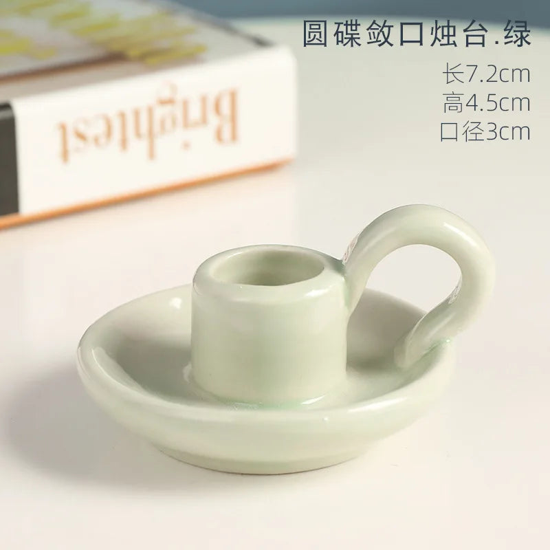 Nordic ceramic candle holder for elegant interior decoration - Closed Mouth - Green