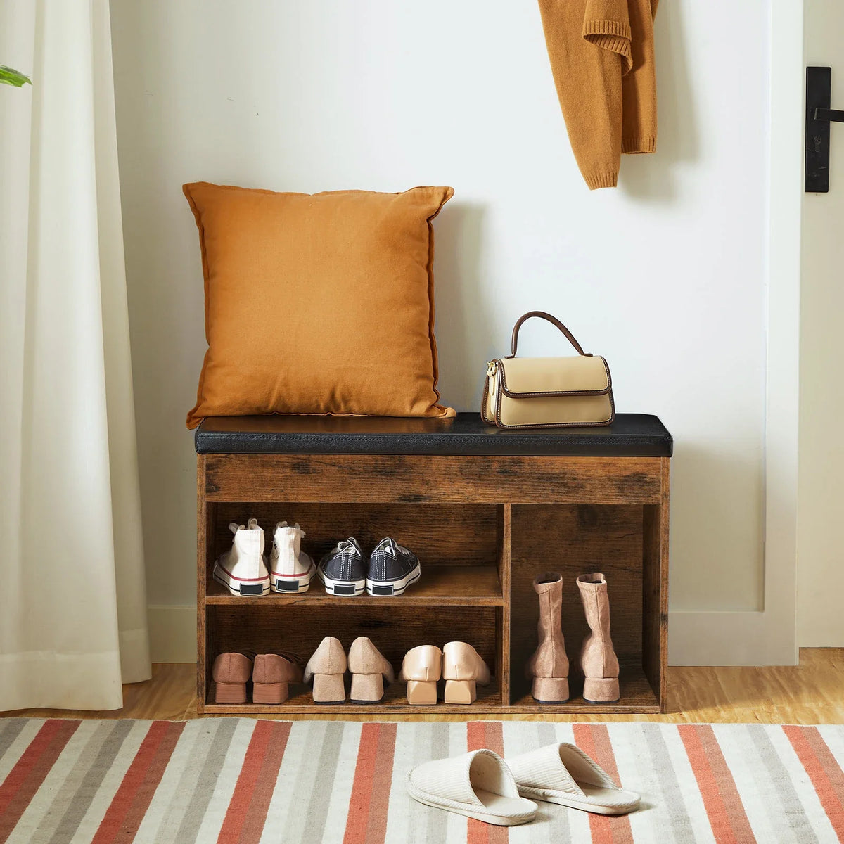 Shoe bench with comfortable storage and sitting