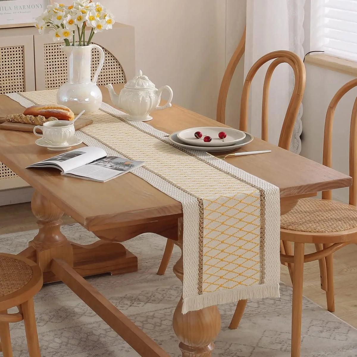 Beige Bohemian Table Runner with Artisanal Pom-Pom Trim - 30X50cm