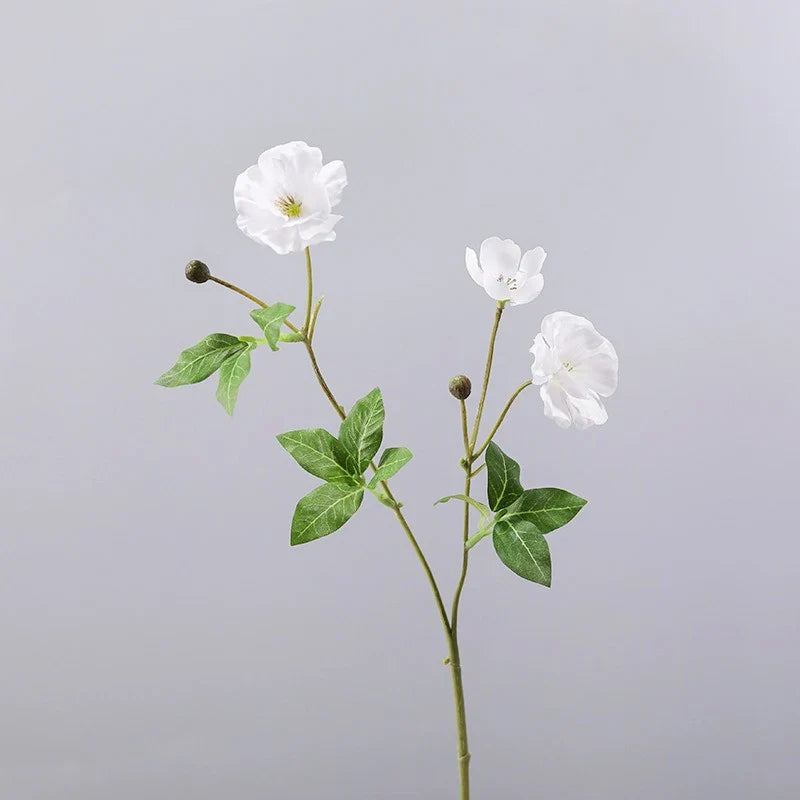 Small realistic silk flowers for decorations and events - White