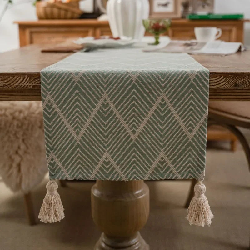 Geometrical jacquard table runner beige bohemian pom-poms - view 4