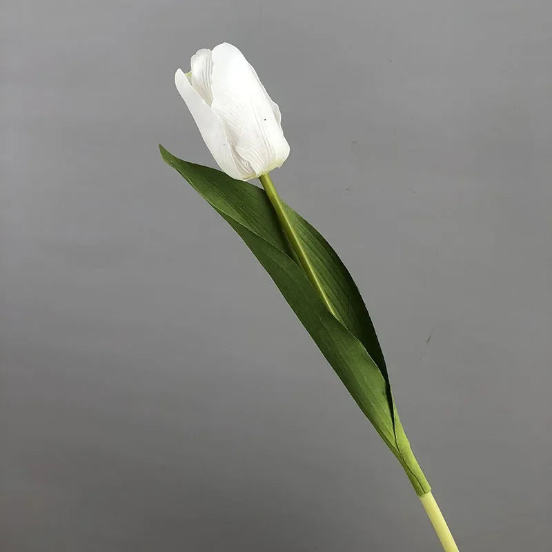 5 artificial tulips for realistic decoration - White