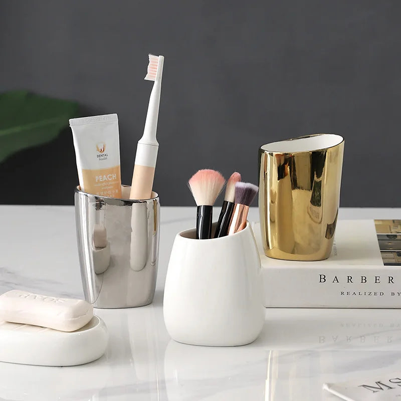 Ceramic bathroom accessories for interior decoration - view 3