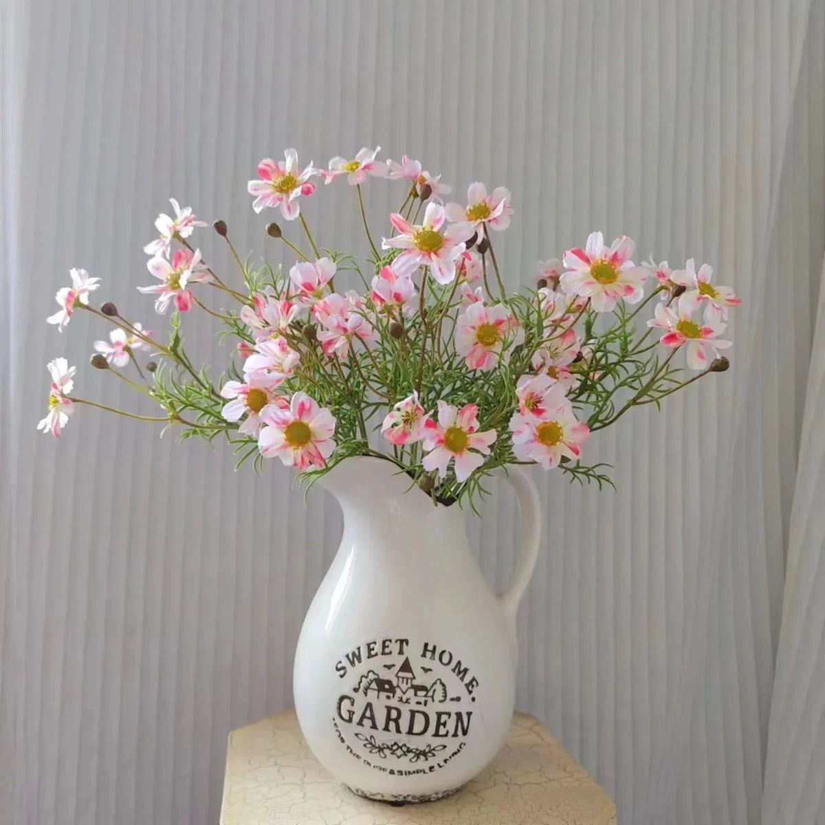 Realistic artificial daisy flowers for decoration and DIY - view 5