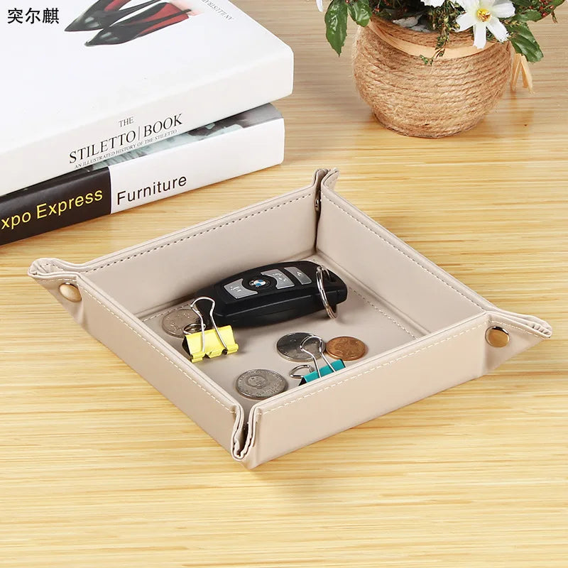 Modern pocket-vacuum tray for keys and small things - view 7