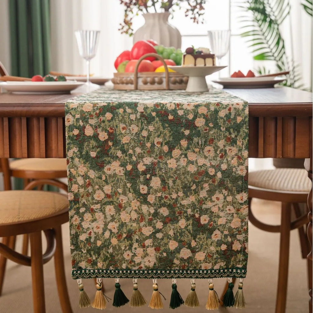Green jacquard table runner floral pattern pom-poms - 33x120cm