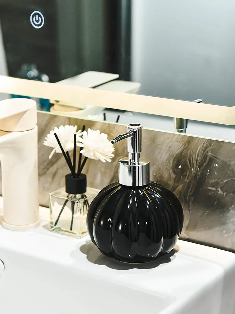 Ceramic lotion dispenser for shower gel and shampoo - view 5