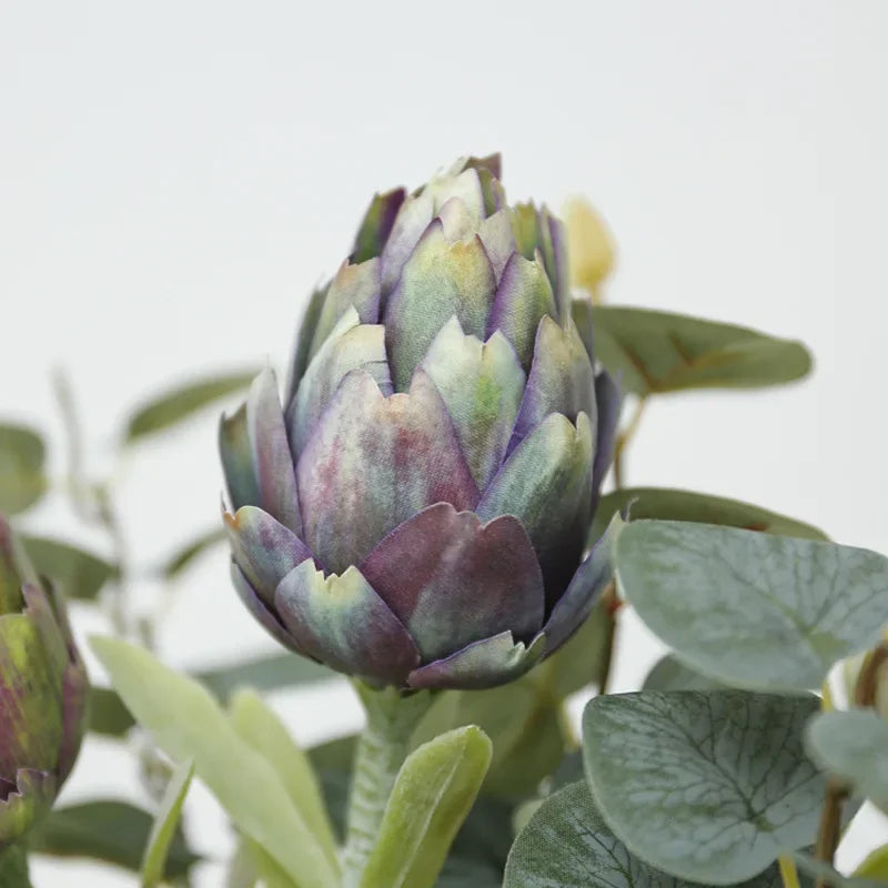 Set of 4 artificial artichokes for garden decoration and balcony
