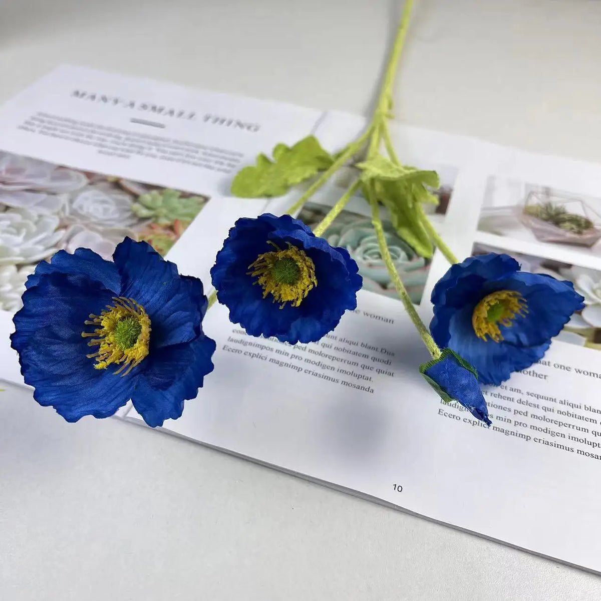 Bouquet of artificial silk flowers for various decorations - Dark Blue