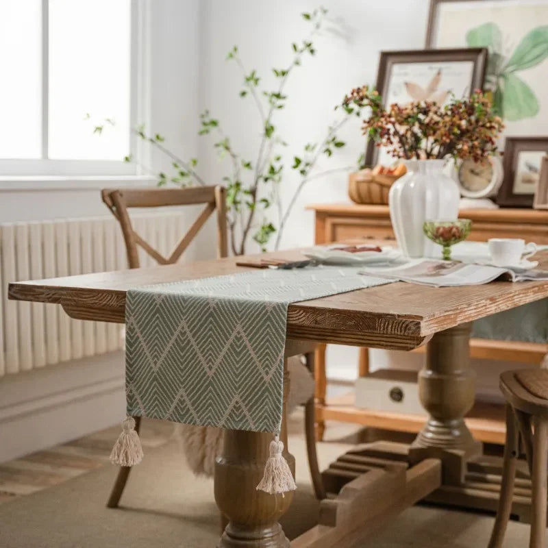Geometrical jacquard table runner beige bohemian pom-poms - view 2