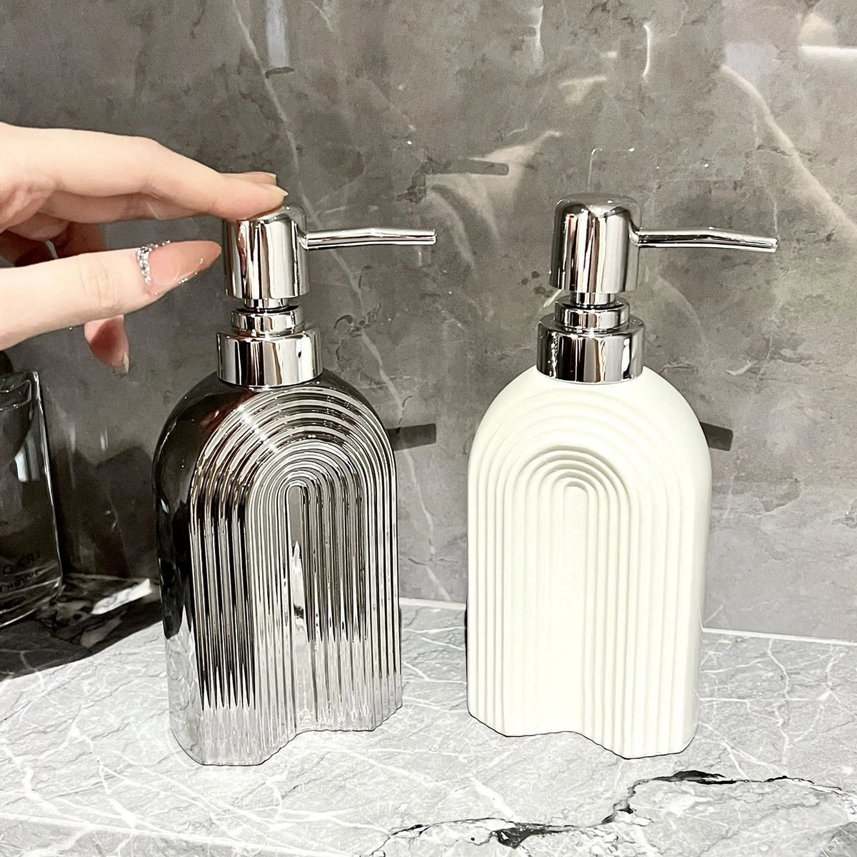 Creative bottle disinfectant for luxury hands bathroom - view 3